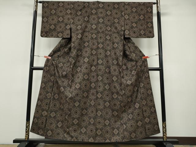 平和屋着物●本場大島紬 7マルキ 蜀江花文 正絹 逸品 CABH9784ut