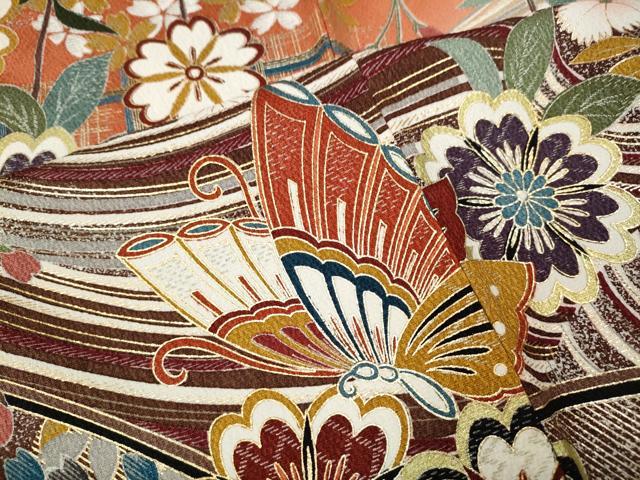 平和屋着物●豪華振袖 駒刺繍 花蝶文 暈し染め 金彩 正絹 逸品 CABH9844ut