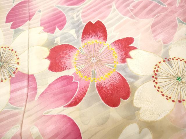 平和屋着物●豪華振袖 刺繍 舞花文 金彩 正絹 逸品 CABH9920ut
