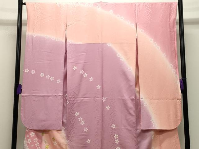 平和屋着物●豪華振袖 駒刺繍 舞桜文 暈し染め 金彩 正絹 逸品 CABI0596gh
