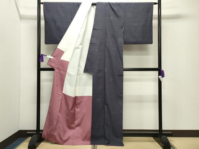 平和屋着物●本場結城紬 重要無形文化財 80亀甲 飛び亀甲柄 吉祥丸文 証紙付き 正絹 逸品 CABI0667gh