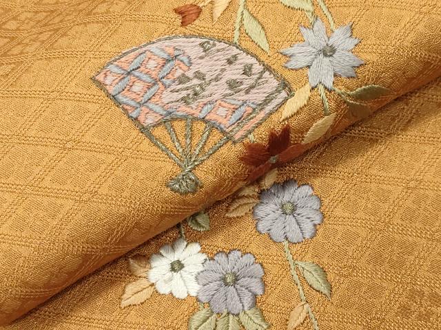 平和屋着物●上質な色無地 刺繍 ワンポイント 扇面花文 花菱地紋 金糸 正絹 逸品 CABI0734gh