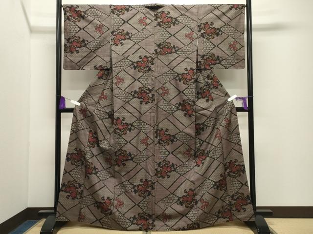 平和屋着物●本場大島紬 7マルキ 雲取り花文 さが美扱い 正絹 逸品 CABI0801gh