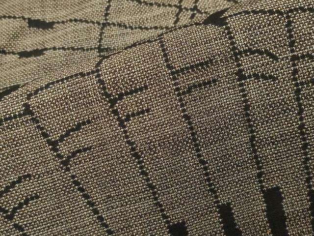 平和屋着物●本場大島紬 9マルキ 泥染め 檜扇文 証紙付き 正絹 逸品 CABI1007gh