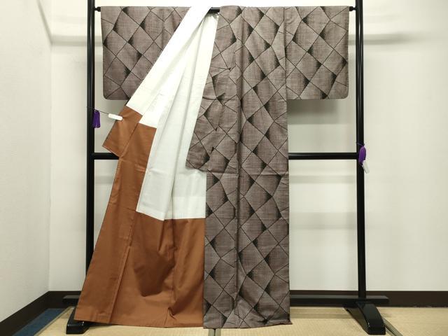 平和屋着物●本場大島紬 7マルキ 幾何学文様 正絹 逸品 CABI1047gh