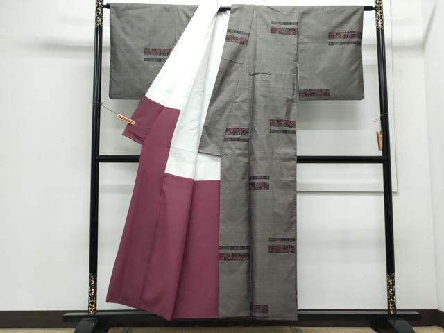 平和屋着物●本場大島紬 9マルキ 横段吉祥文 正絹 逸品 CABI1346th