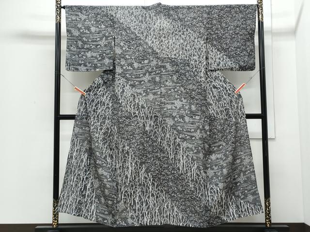 平和屋着物*夏物 訪問着 絽 樹林文 たたき染め 黒地 正絹 逸品 CABI1574th