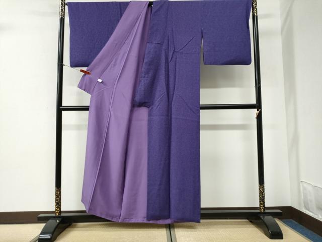 平和屋着物●上質な色無地 唐草地紋 深紫色 正絹 逸品 CABI2113yc