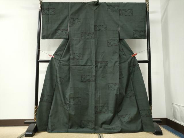 平和屋着物●本場大島紬 9マルキ 短冊重ね草花文 ロング丈 正絹 逸品 CABI2619yc