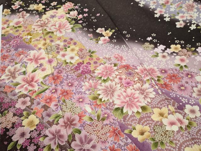 平和屋着物●豪華振袖 雪輪花舞花文 暈し染め 銀通し地 正絹 逸品 CABI3071yc