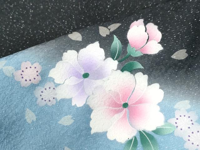 平和屋着物●豪華振袖 舞花文 黒地 銀通し地 正絹 逸品 CABI3072yc