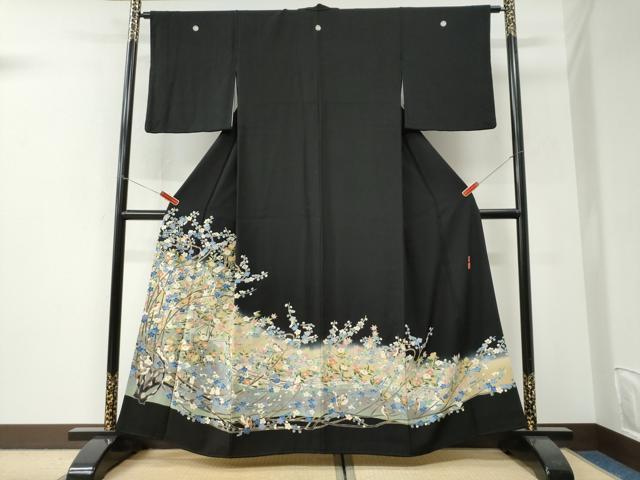 平和屋着物●本加賀友禅作家 百貫華峰 黒留袖 休み鳥枝花文 暈し染め 正絹 逸品 CABI3202yc