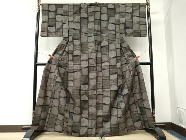 平和屋着物●本場大島紬 9マルキ 色紙吉祥文 正絹 逸品 CABI3280yc