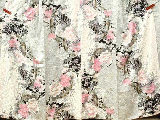 平和屋着物●豪華振袖 源氏車牡丹花文 黒地 金彩 正絹 逸品 CABI3594yc
