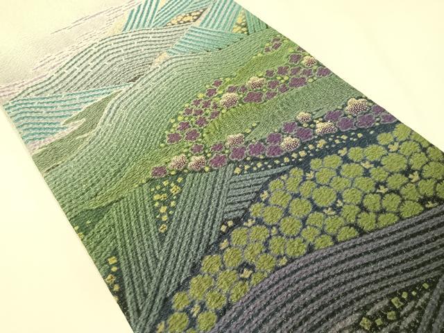 平和屋着物●十日町 名門 滝泰謹製 中国三大刺繍 相良刺繍 太鼓柄袋帯 おぼろ染 襲ね絞り 立波花文 銀通し地 逸品 CABI4222vp