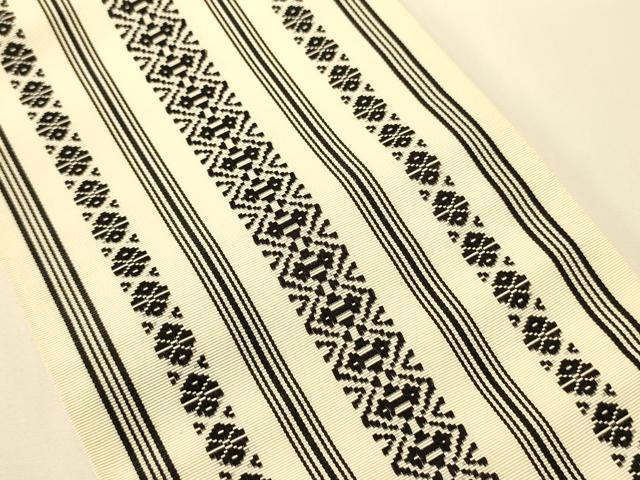 平和屋着物●本場筑前博多織 半幅帯 献上柄 正絹 逸品 CABI5137ak
