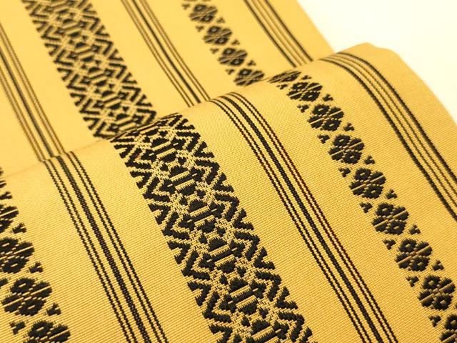平和屋着物●本場筑前博多織 半幅帯 献上柄 証紙付き 正絹 逸品 CABI5171ak