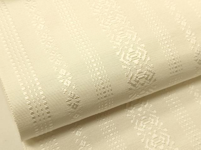平和屋着物●本場筑前博多織 半幅帯 井上絹織謹製 一重帯 献上柄 博多金ラベル 象牙色 証紙付き 正絹 逸品 CABI5177ak