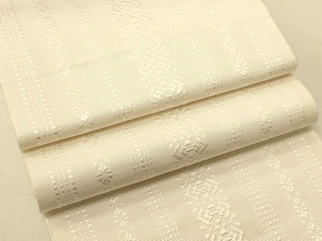 平和屋着物●本場筑前博多織 半幅帯 井上絹織謹製 一重帯 献上柄 博多金ラベル 象牙色 証紙付き 正絹 逸品 CABI5177ak