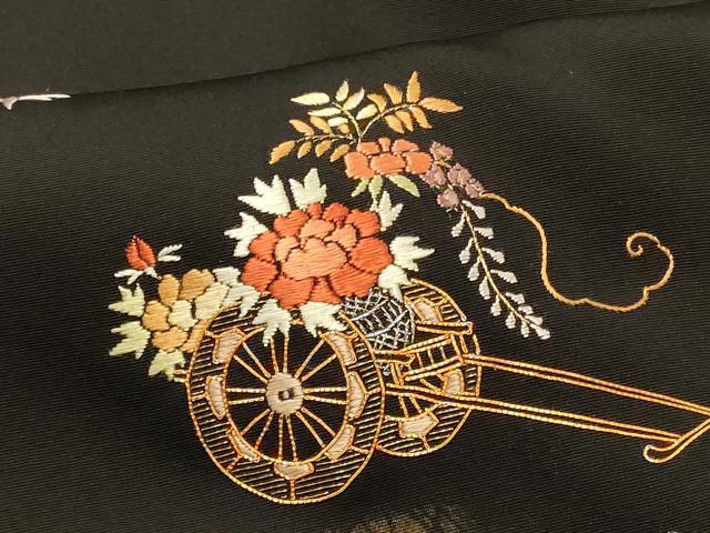 平和屋着物#羽織 駒刺繍 御所車花文 黒地 金銀彩 正絹 逸品 未使用 CABI6094in