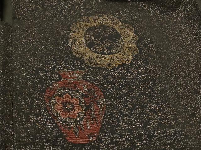 平和屋着物#羽織 陶器花文 黒地 金銀糸 正絹 逸品 CABI6127in