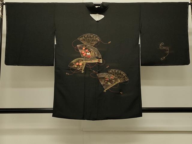 平和屋着物∞羽織 刺繍 扇面花鳥文 黒地 金彩 正絹 逸品 未使用 CABI6238in