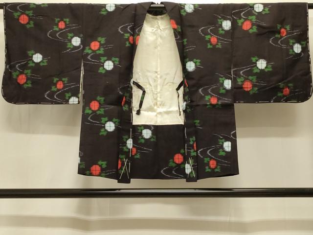 平和屋着物#羽織 久留米絣 流水草花文 黒地 綿 逸品 未使用 CABI6342in