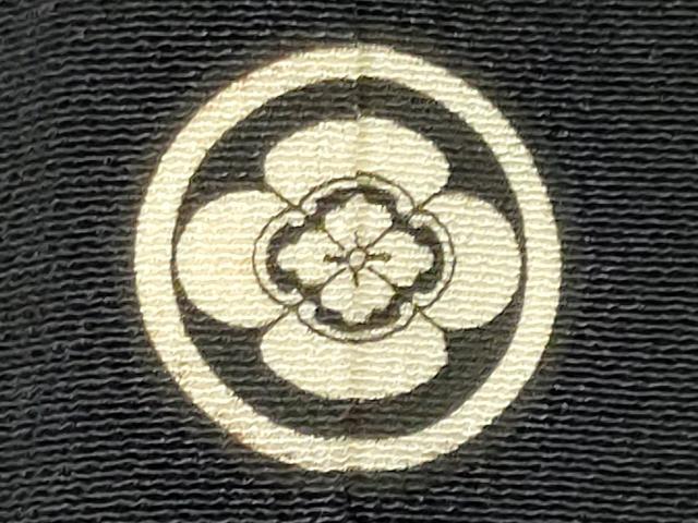 平和屋着物■豪華黒留袖 岡本和郎 駒刺繍 地紙御所車飛鶴花文 暈し染め 金銀彩 正絹 逸品 CABI6784ou