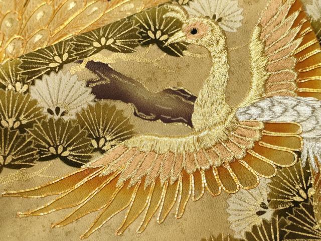平和屋着物■豪華黒留袖 駒刺繍 松葉孔雀文 金彩 正絹 逸品 CABI7939ev