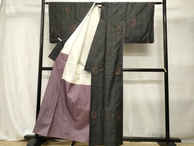平和屋着物■本場大島紬 蜀江花菱文 正絹 逸品 CABI8095ev