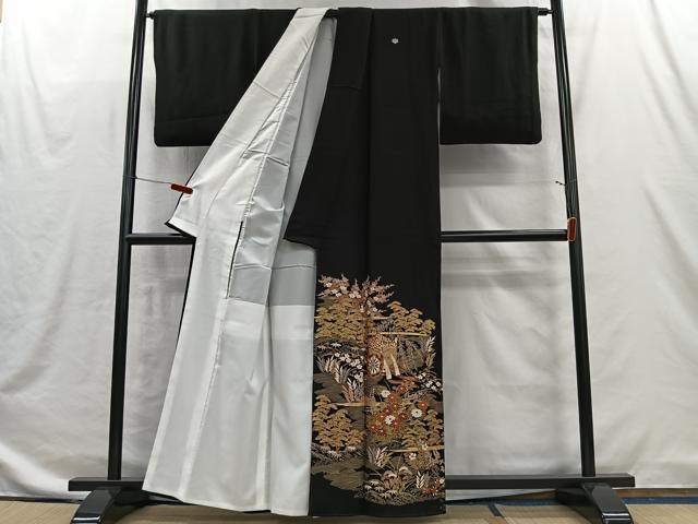 平和屋着物■豪華黒留袖 御所車草花文 金彩 正絹 逸品 CABI9245ua