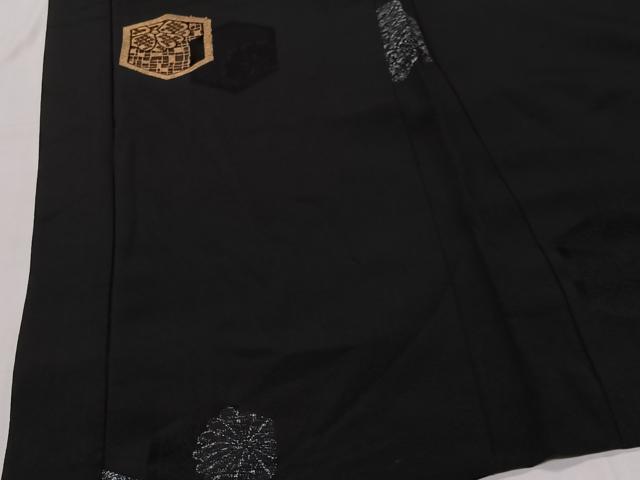 平和屋着物∞羽織 寿光織 亀甲花文 黒地 金銀糸 正絹 逸品 未使用 CABI9292ua
