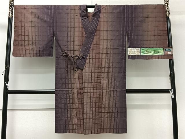 平和屋着物#西陣 三代目市三郎 雅生紬貝 道行コート 単衣 町家格子 ロング丈 証紙付き 正絹 逸品 未使用 CABI9539ua