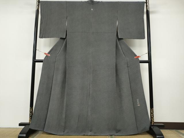 平和屋着物●江戸小紋 彫士:住田双光・染士:服部光擴 鮫小紋柄 黒地 鬼しぼ縮緬 正絹 逸品 CABI9852ut