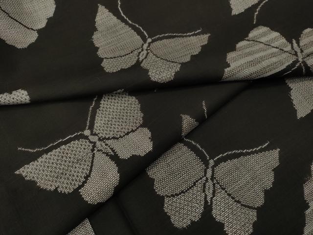 平和屋着物●本場大島紬 9マルキ 舞蝶文 正絹 逸品 CABI9859ut