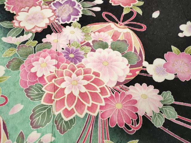 平和屋着物●豪華振袖 花鞠文 暈し染め 黒地 金通し地 正絹 逸品 CABI9924ut