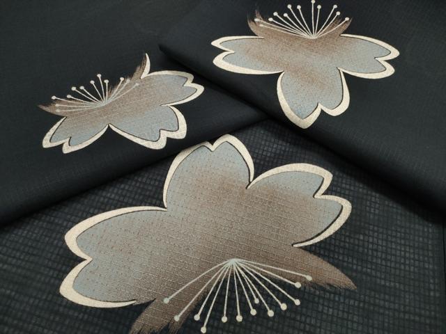 平和屋着物∴夏物 浴衣 コシノジュンコ JUNKO KOSHINO 綿紅梅 舞桜 黒地 綿 逸品 CABJ0226ng