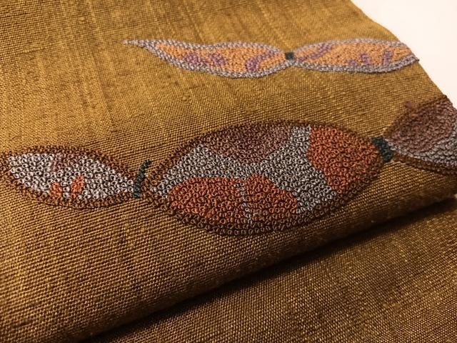 平和屋着物●中国三大刺繍 総相良刺繍 九寸名古屋帯 紬地 成り物 桑染色 正絹 逸品 CABJ0584vp