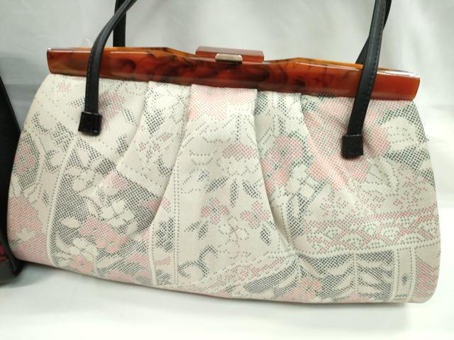 平和屋着物▼和装小物 和装バッグまとめて3点 ハンドバッグ 本場大島紬 7マルキ 枝花文 松皮菱花文 がま口 逸品 CABJ1474ju