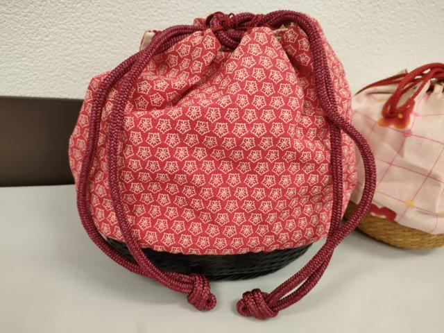 平和屋着物▼夏物 和装小物 和装バッグ 籠巾着まとめて5点 浴衣 縮緬 麻の葉柄 舞桜 梅 金通し地など 逸品 CABJ1486ju