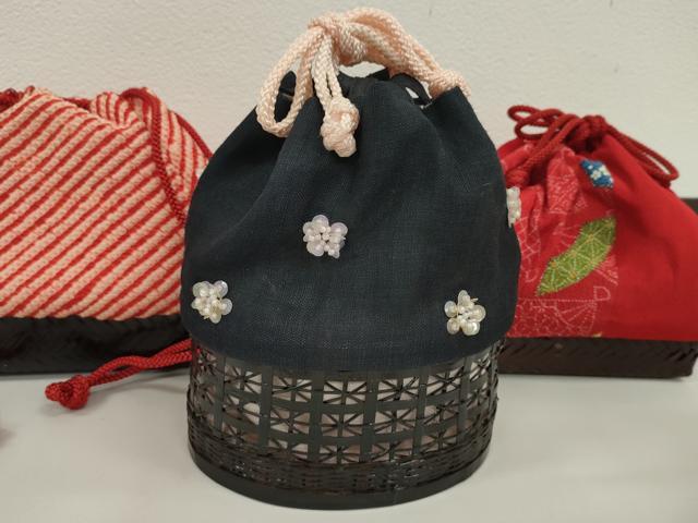 平和屋着物▼夏物 和装小物 和装バッグ 籠巾着まとめて5点 浴衣 縮緬 ビーズ スパンコール 絞り 枝梅文など 逸品 CABJ1487ju