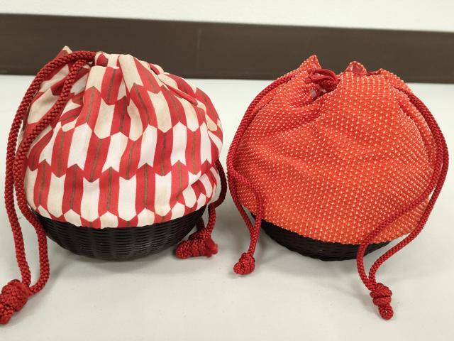 平和屋着物▼夏物 和装小物 和装バッグ 籠巾着まとめて5点 浴衣 縮緬 辻ヶ花 草花文 絞りなど 金彩 逸品 CABJ1493ju