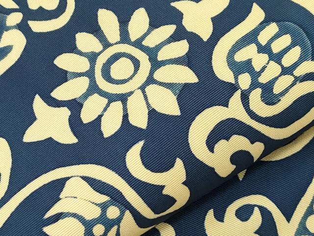 平和屋着物●塩瀬 九寸名古屋帯 ろうけつ染め 立涌花文 正絹 逸品 CABJ2051dy
