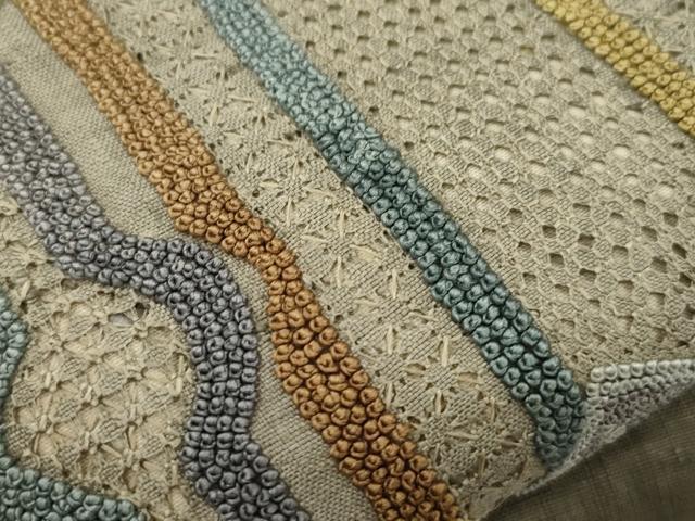 平和屋着物●中国三大刺繍 スワトウ刺繍 相良刺繍 総刺繍 太鼓柄袋帯 紬地 草花文 正絹 逸品 CABJ2356dy