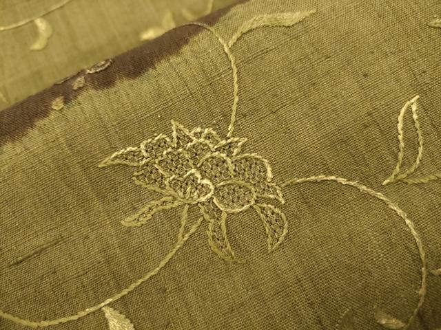平和屋着物●中国三大刺繍 スワトウ刺繍 総刺繍 つけ帯 紬地 更紗花唐草文 金彩 正絹 逸品 CABJ2368dy