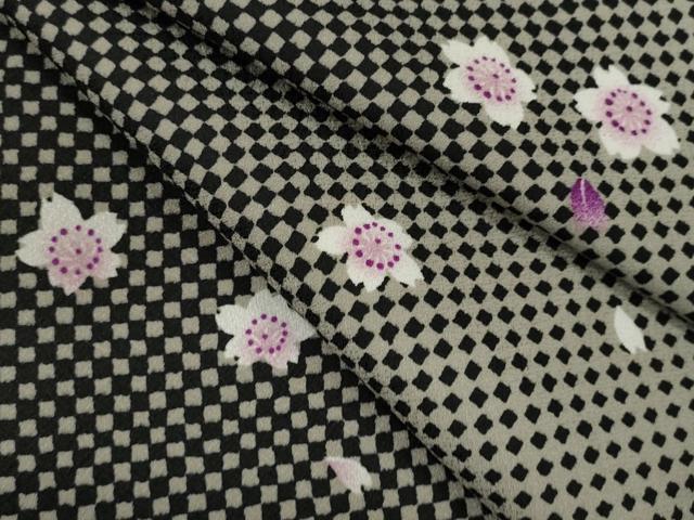 平和屋着物●小紋 市松舞桜文 洗える着物 未使用 CABJ2410ze