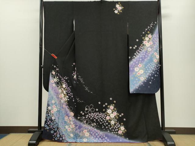 平和屋着物●豪華振袖 駒刺繍 鞠舞花文 暈し染め 黒地 金通し地 正絹 逸品 CABJ2485ze