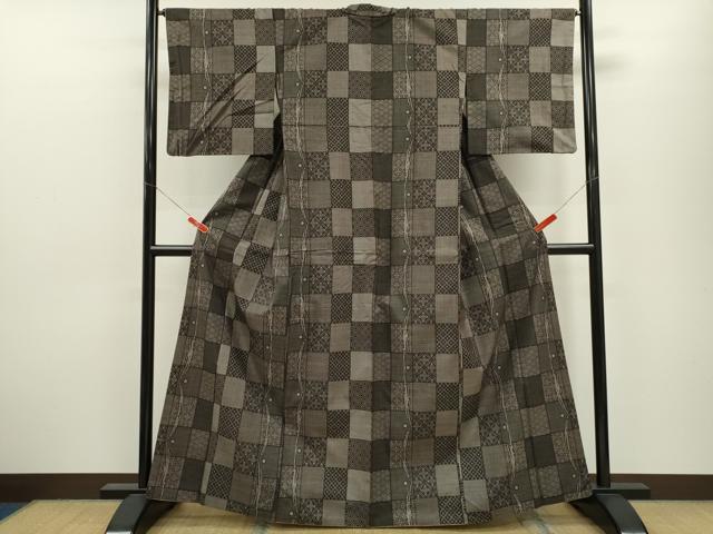 平和屋着物●本場大島紬 7マルキ 市松吉祥文 正絹 逸品 CABJ2494ze