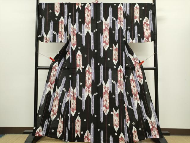 平和屋着物∴夏物 浴衣 矢羽根草花文 黒地 綿 逸品 CABJ2640ze
