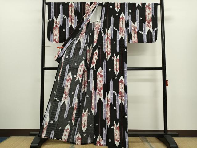平和屋着物∴夏物 浴衣 矢羽根草花文 黒地 綿 逸品 CABJ2640ze